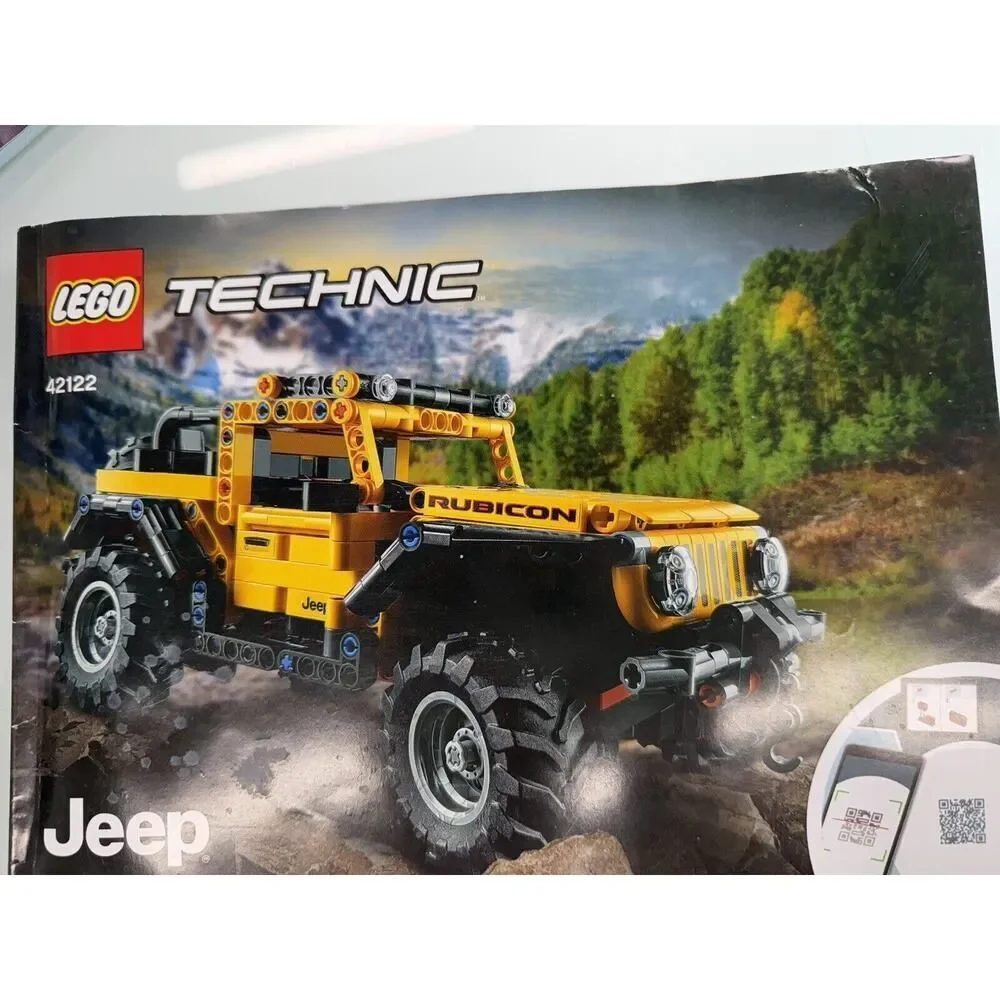 Books only‎ Lego Technic: Jeep Wrangler (42122)(RETIRED)McLaren 42123